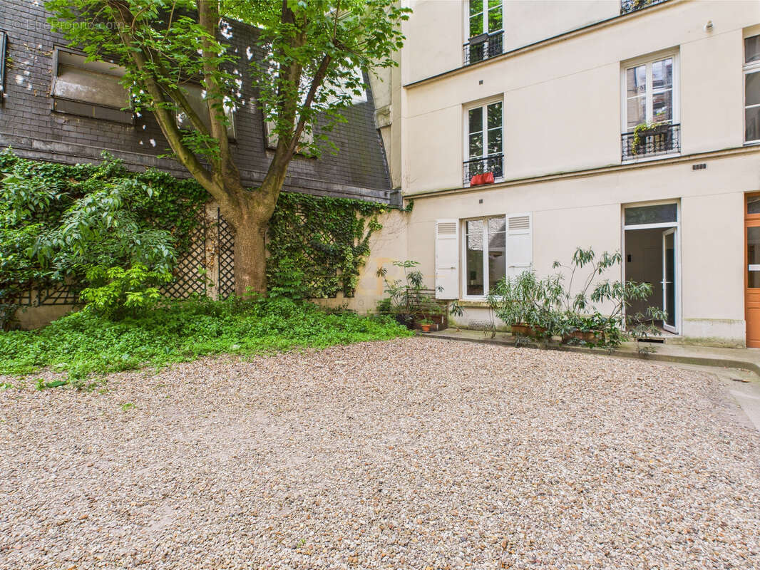 Appartement à PARIS-5E