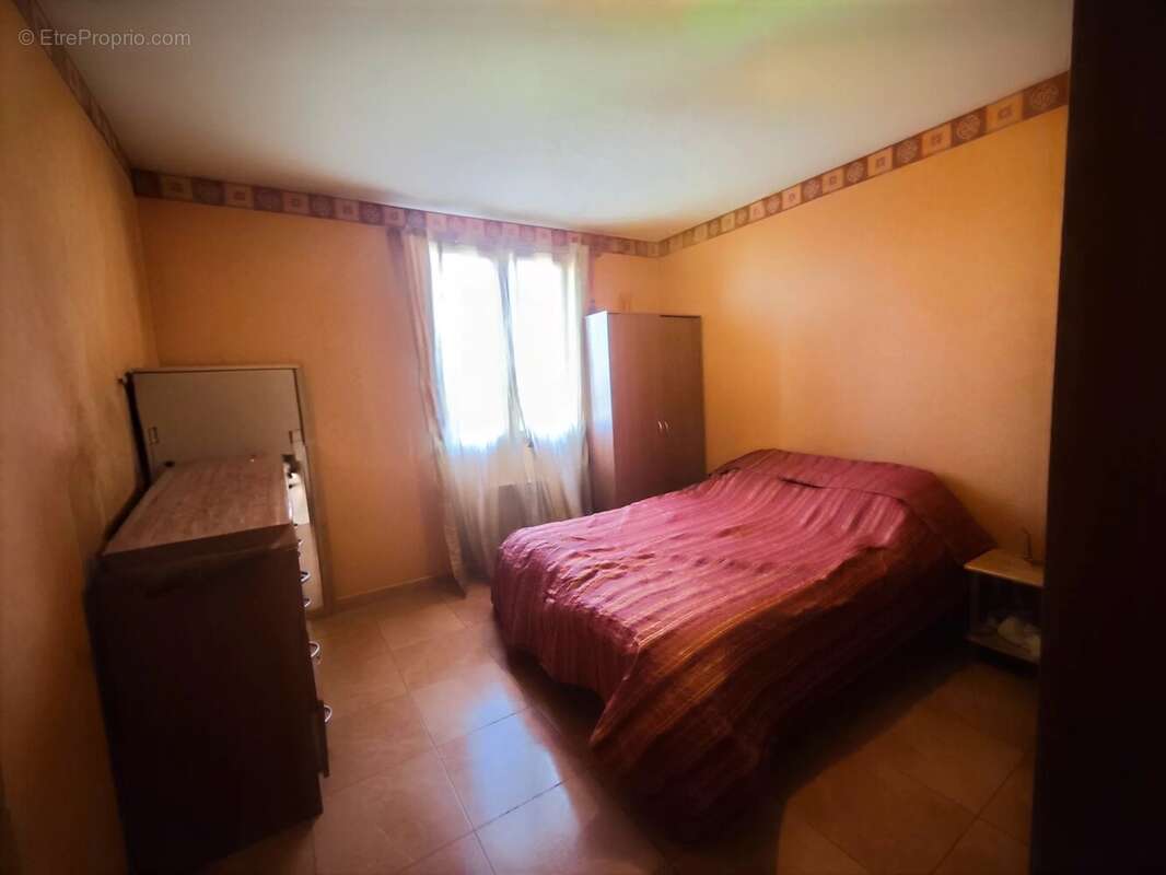 Golbey  Maison 117m2 5 chambres + terrasse + jardin - photo 8