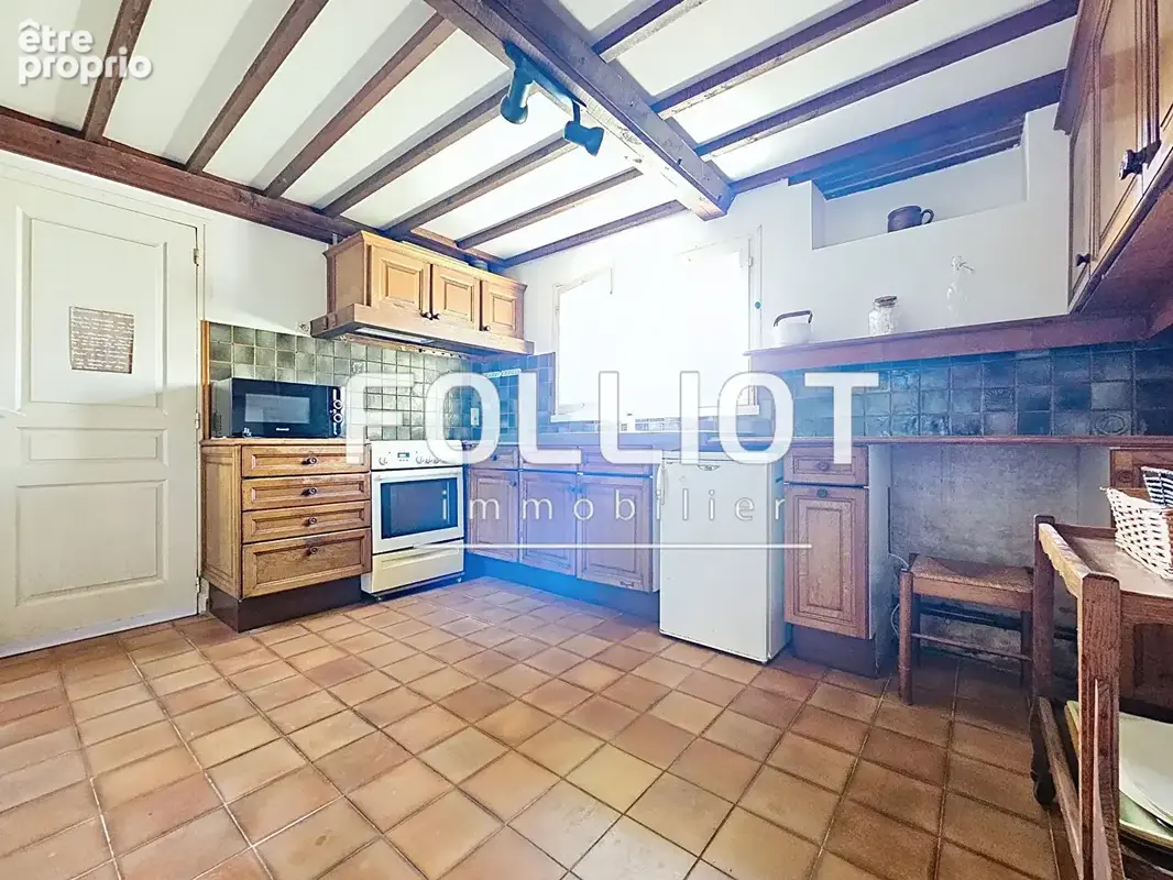 Maison en pierre de 144 m² , 5 pièces et 3 chambres. - photo 6