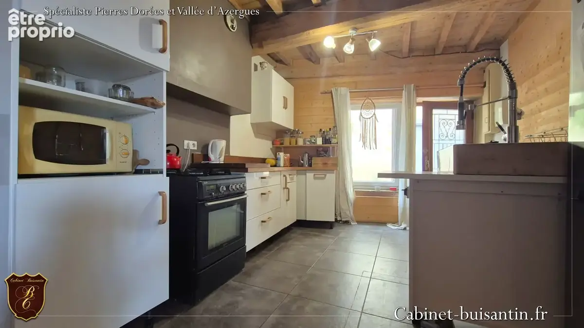Proche centre, maison en pierres avec cour fermée - photo 11