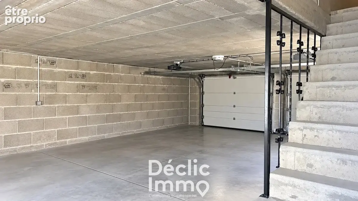 L'isle-d'espagnac  maison de plain-pied de 115,16 m², 4 chambres, double garage avec étage et beau potentiel - photo 8