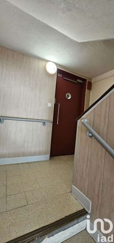 Photo 4 - Appartement à BAGNOLS-SUR-CEZE