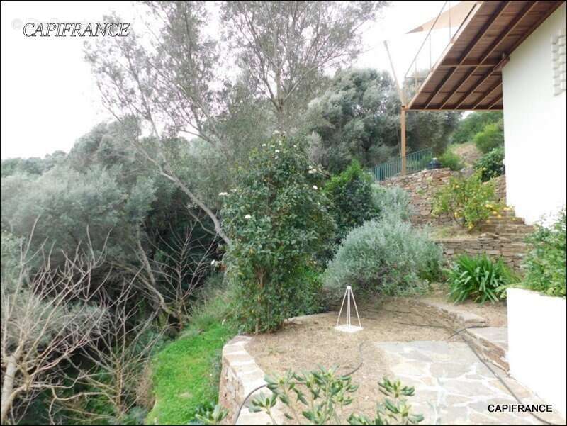 Maison à HYERES