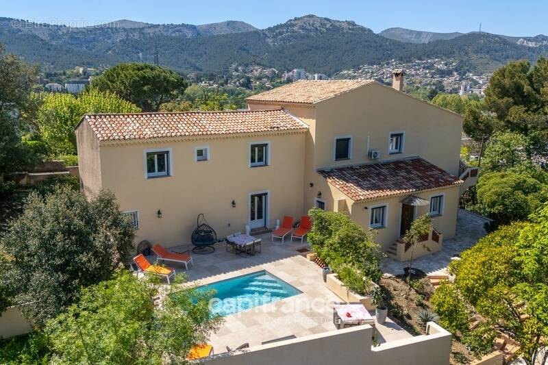 Maison à MARSEILLE-11E