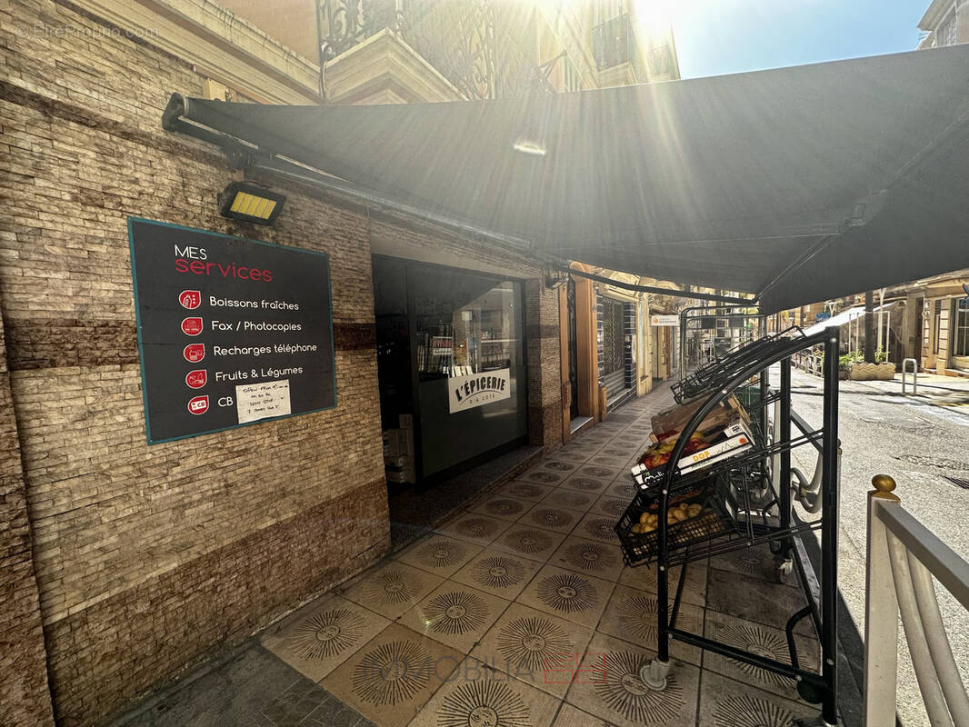 Commerce à BEAUSOLEIL