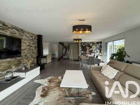 Photo 2 - Maison à BAINS-SUR-OUST