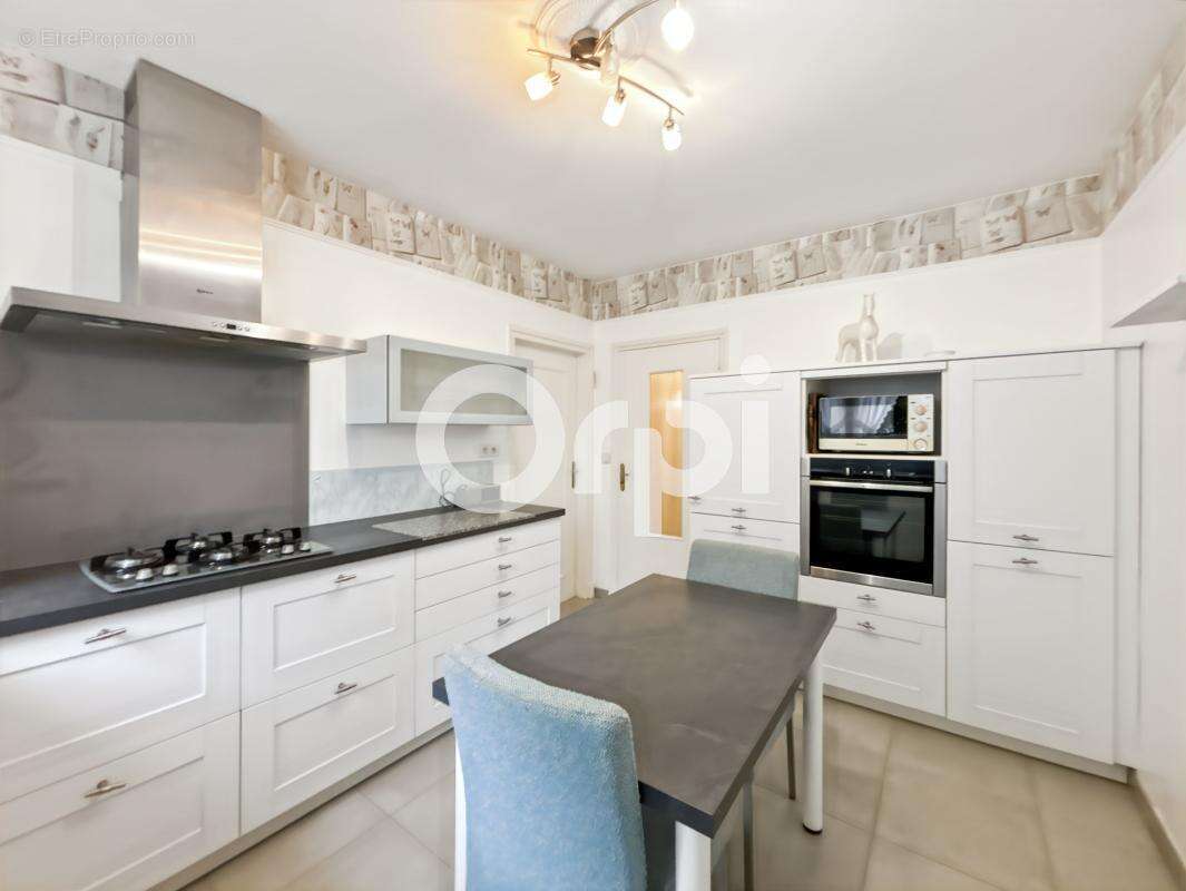 Maison à SAINT-MARTIN-BOULOGNE