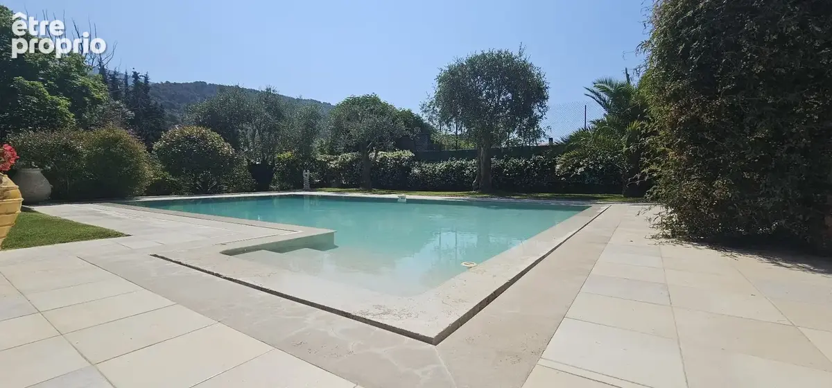 Levens  maison d'architecte au style florentin  piscine  prestations haut de gamme - photo 6