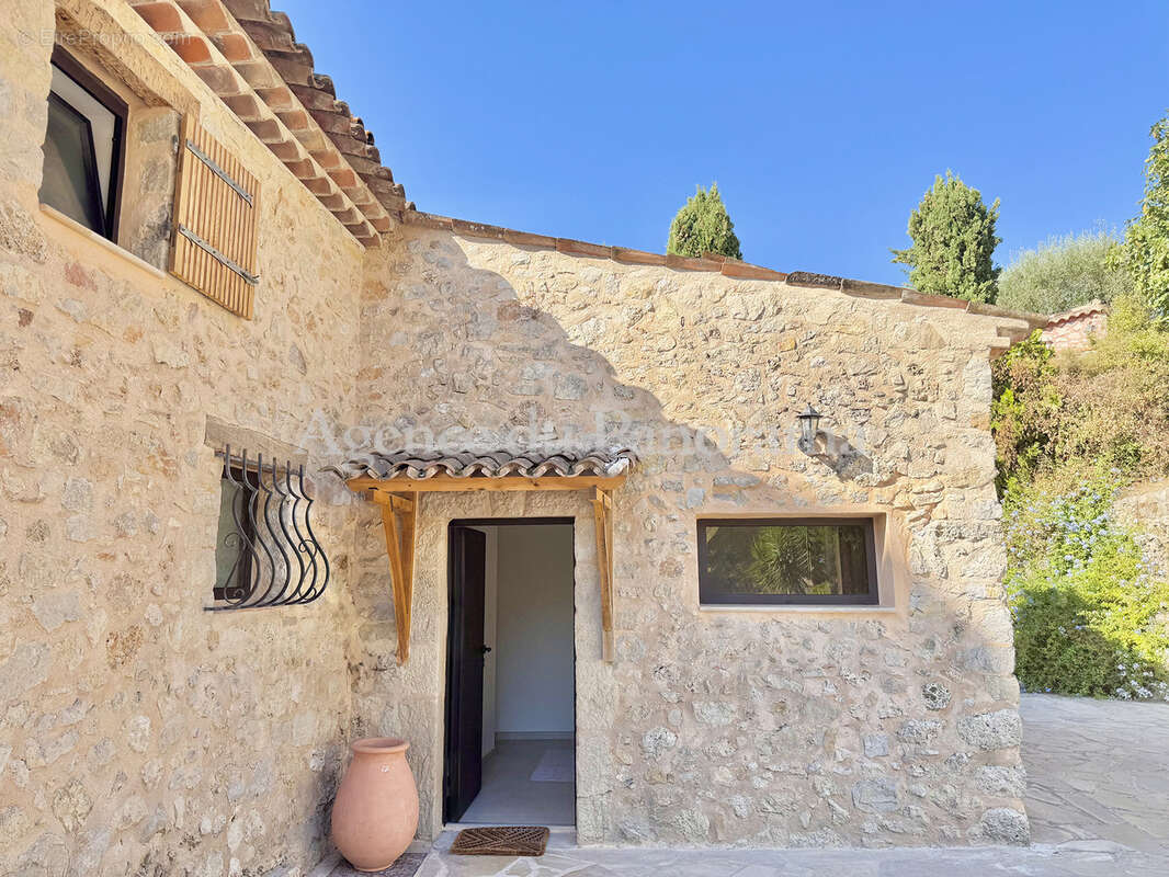 Maison à SPERACEDES
