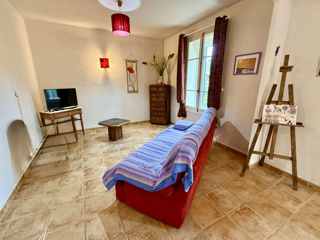 Maison à LES MATELLES