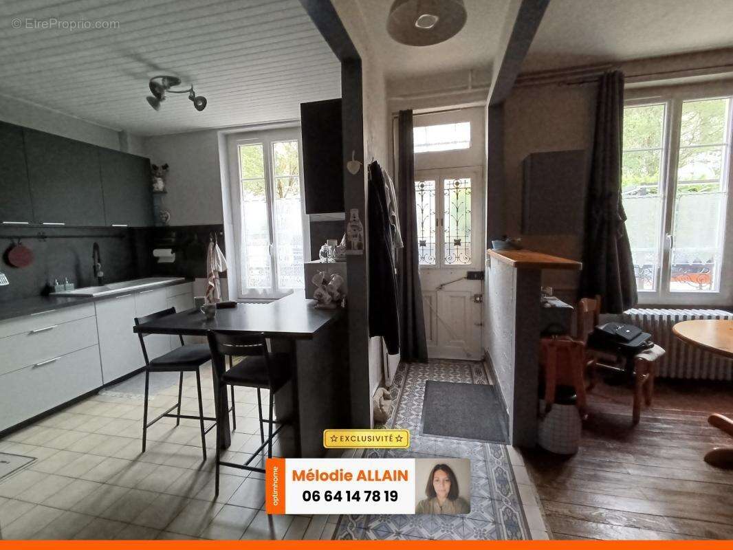 Vichy jeanne d'arc- maison des annees 40 avec cour et garage-ideal investisseur ou 1er achat - photo 8