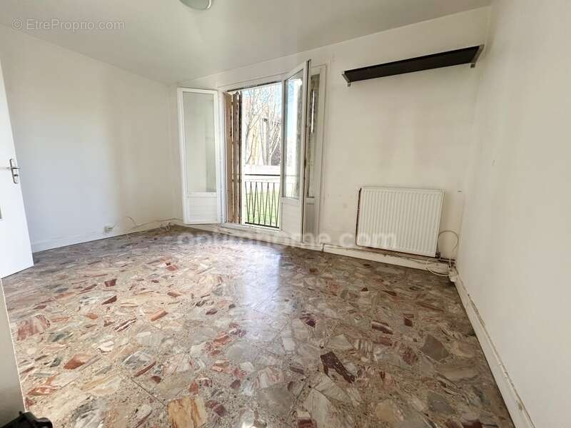 Appartement à SAINT-MAUR-DES-FOSSES