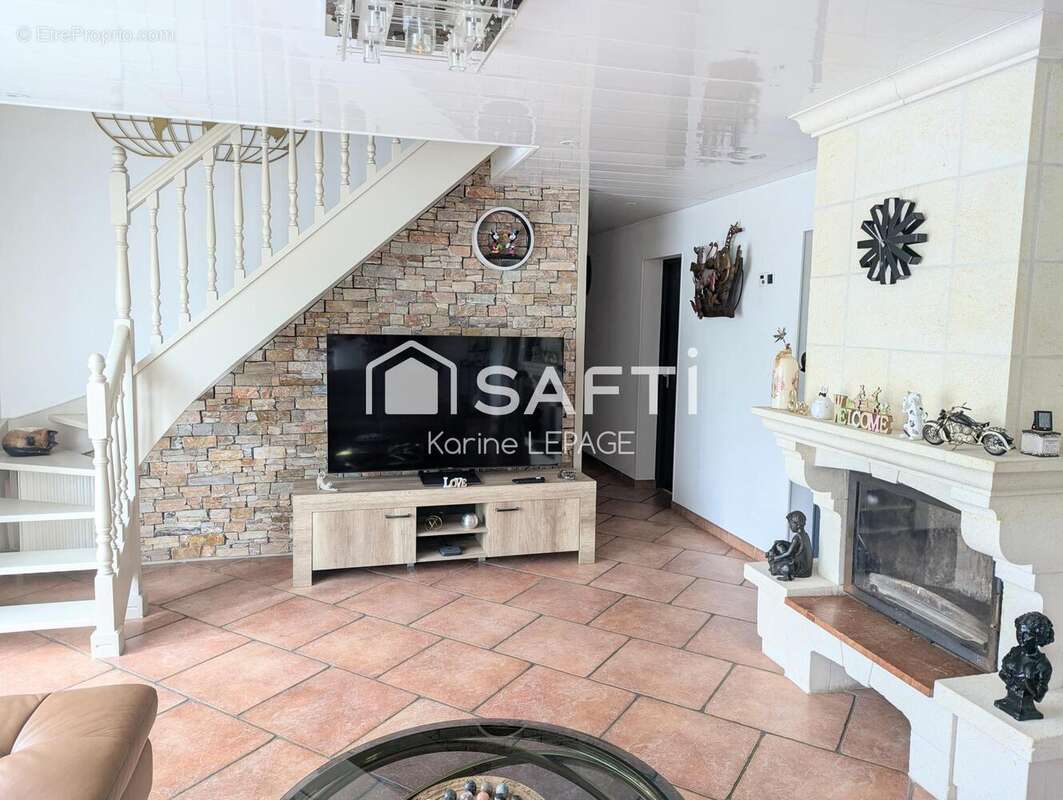 Photo 4 - Maison à HALLENCOURT