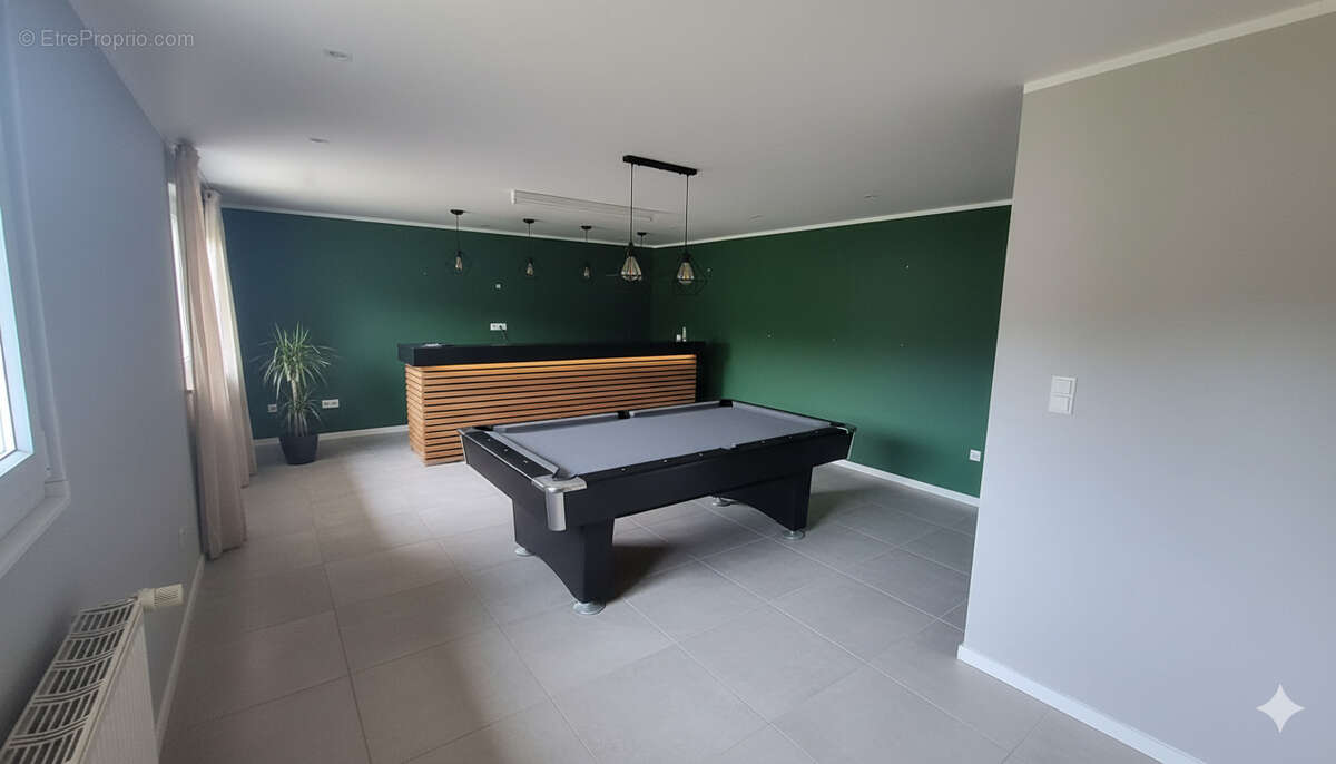 Appartement à DAMPIERRE