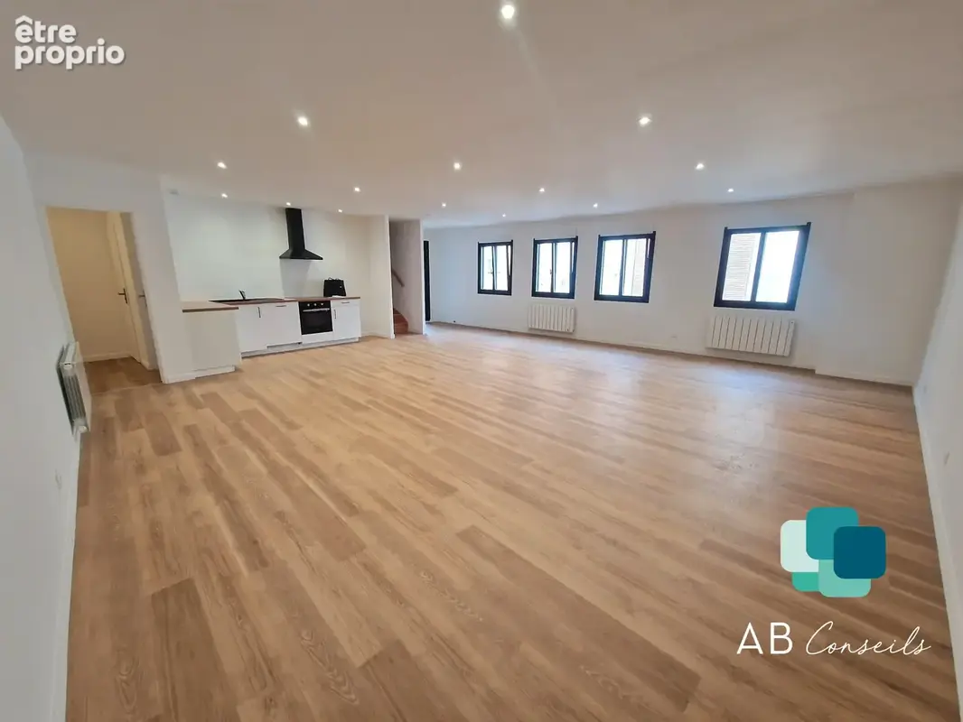 Séjour / salon 64 M2