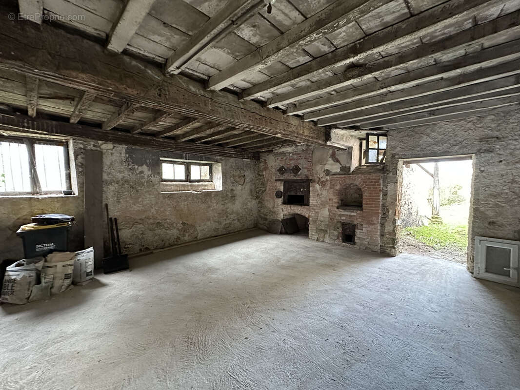 Au coeur de la commune de Lasseube - photo 8
