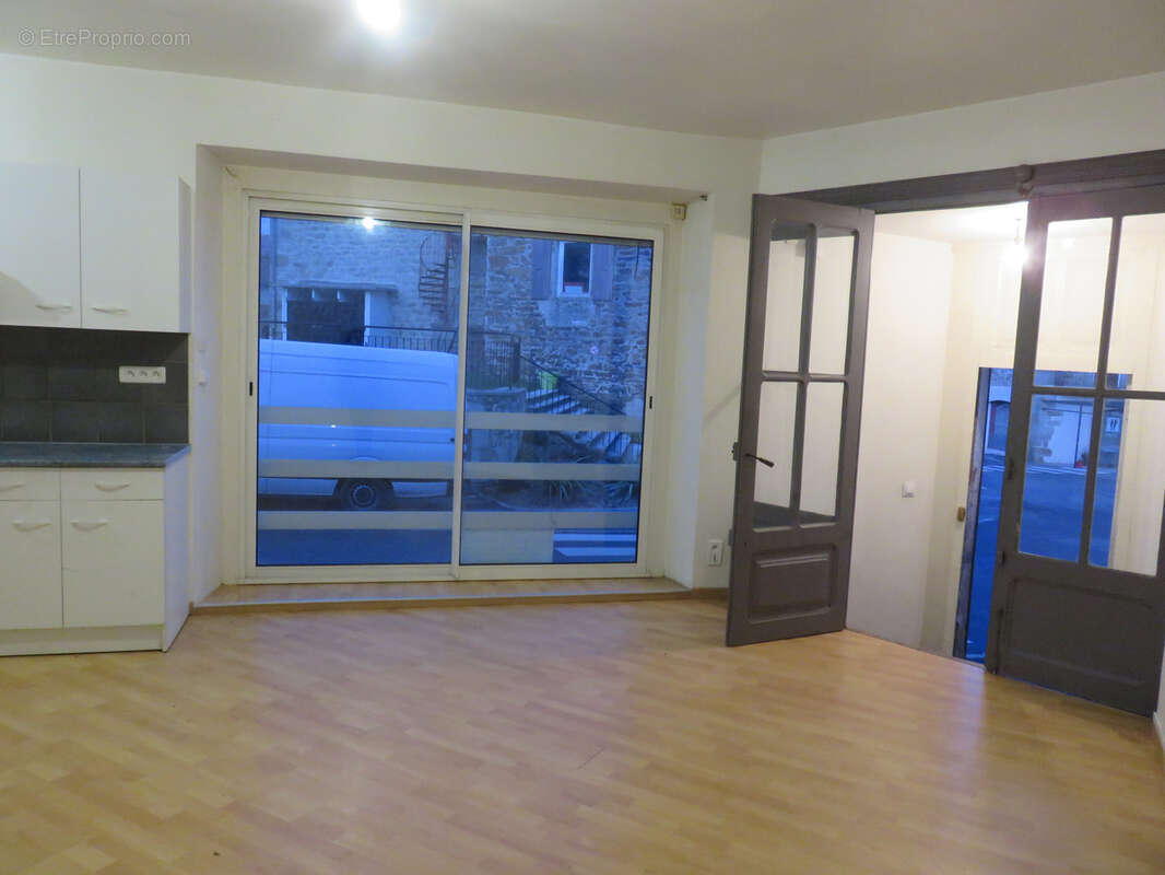 Appartement à ALBOUSSIERE