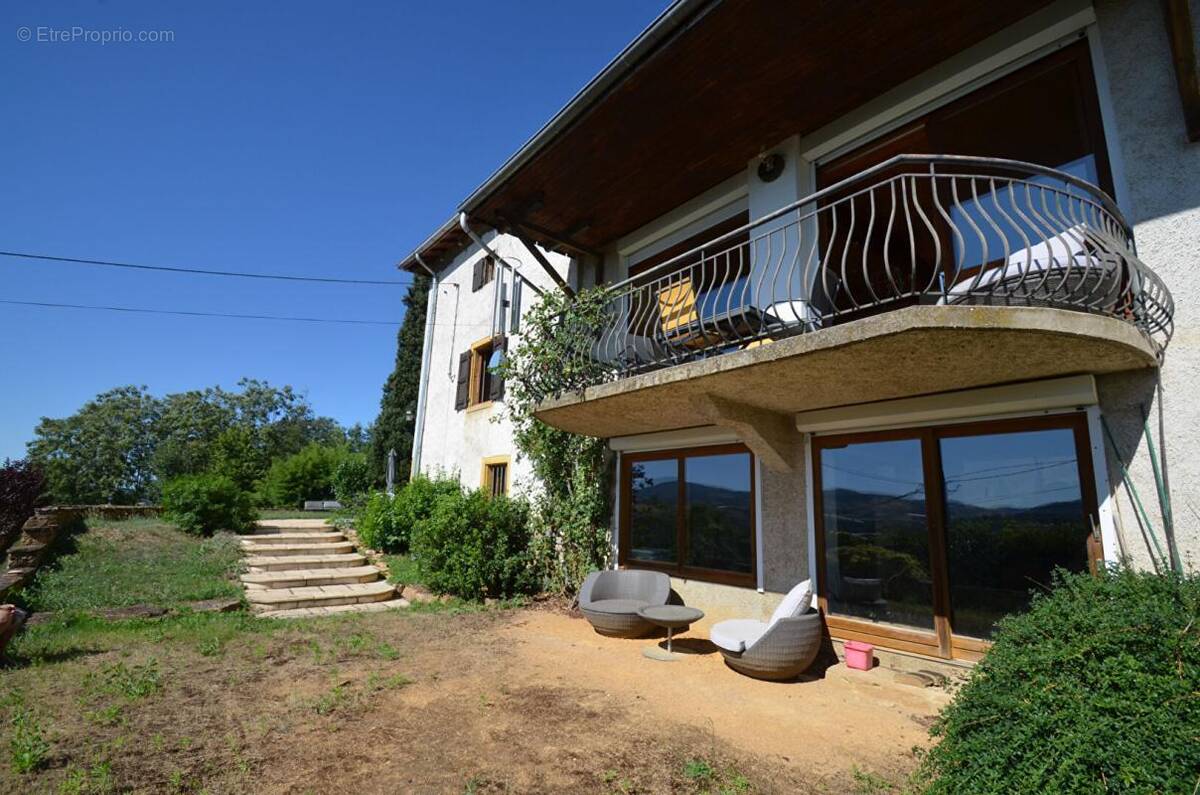 Maison à LENTILLY
