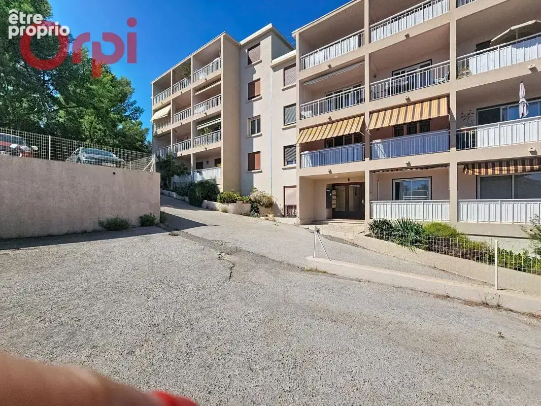 Appartement 3p a vendre au dernier etage au calme traversant parking residence fermee - photo 3
