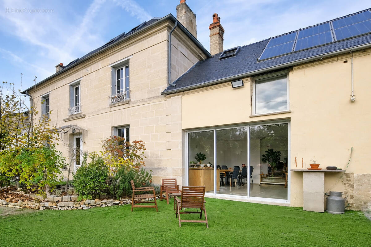 Maison à VIC-SUR-AISNE