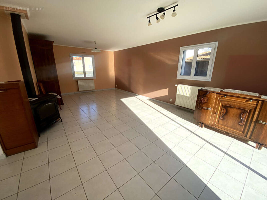 Maison à TREIZE-SEPTIERS