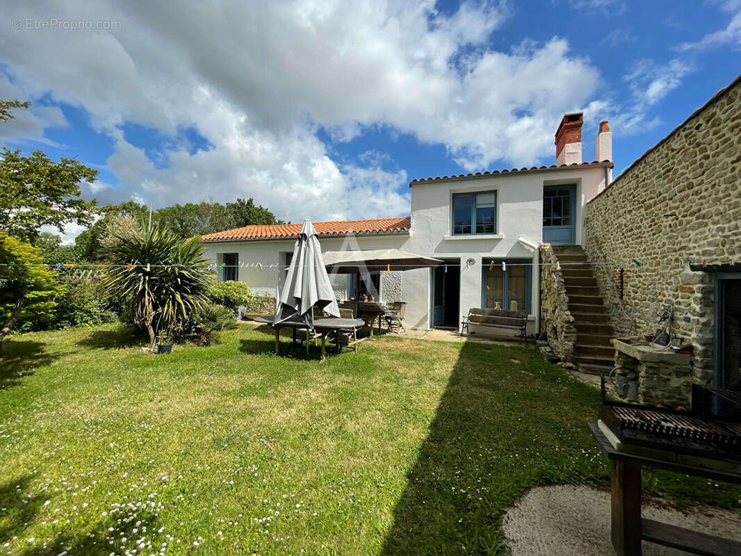 Maison à LE BERNARD