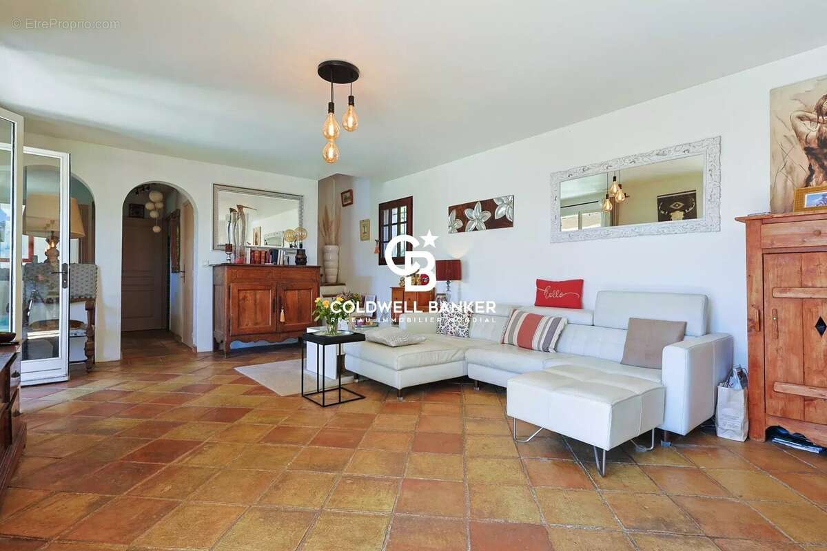 Maison à CAVALAIRE-SUR-MER