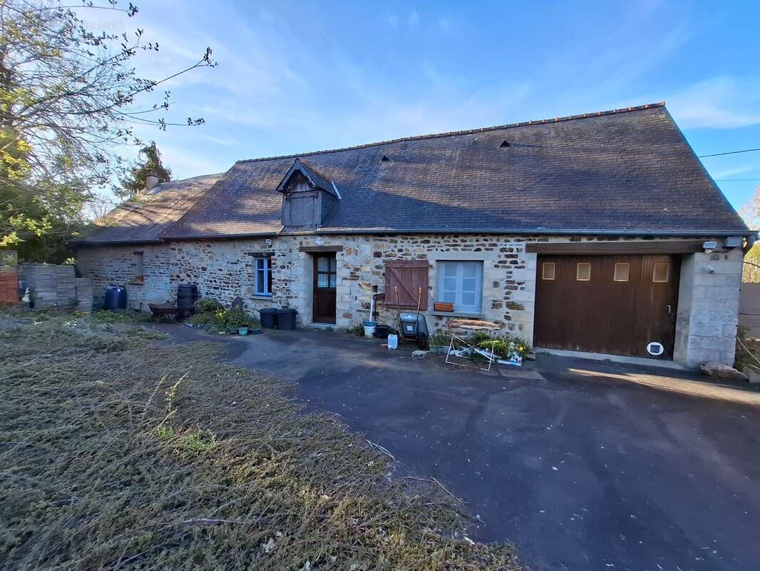 Ensemble immobilier SAINT CLAIR DE HALOUZE (61) - photo 11