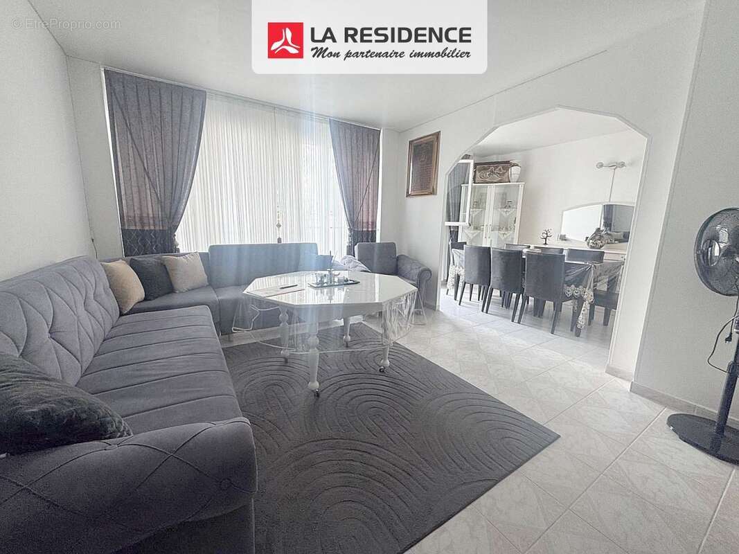 Appartement 85 m² à Garges-Les-Gonesse  - photo 2