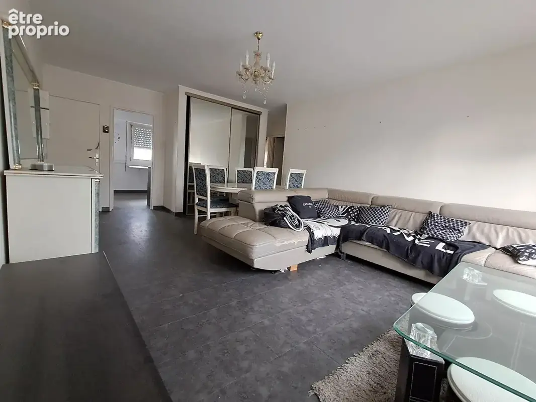 Photo Appartement à Livry-Gargan au prix de 150 000€
