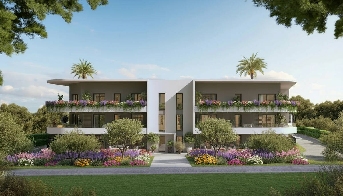 Appartement à LA ROQUETTE-SUR-SIAGNE