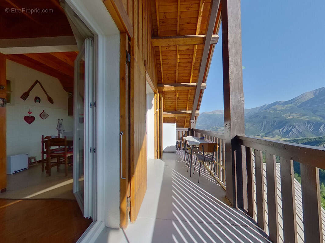 Appartement à LES THUILES