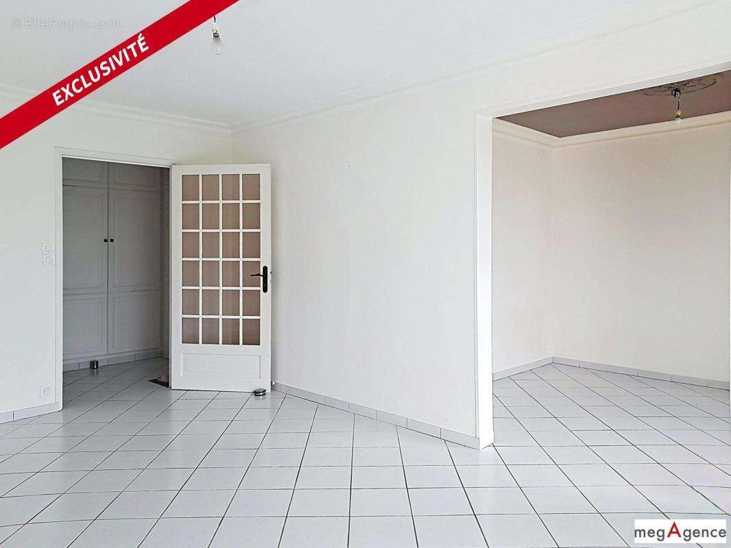 T4 lumineux avec loggia, stationnement souterrain et cave - photo 3