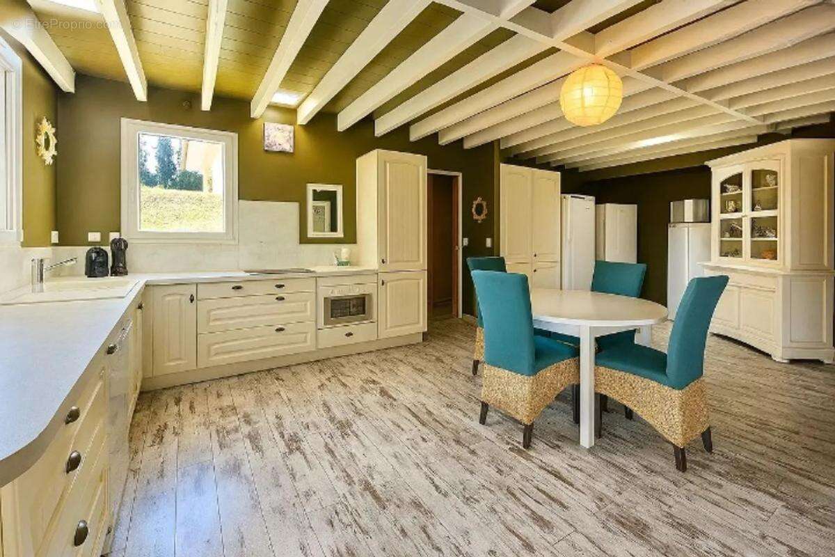 Maison à CASTELCULIER