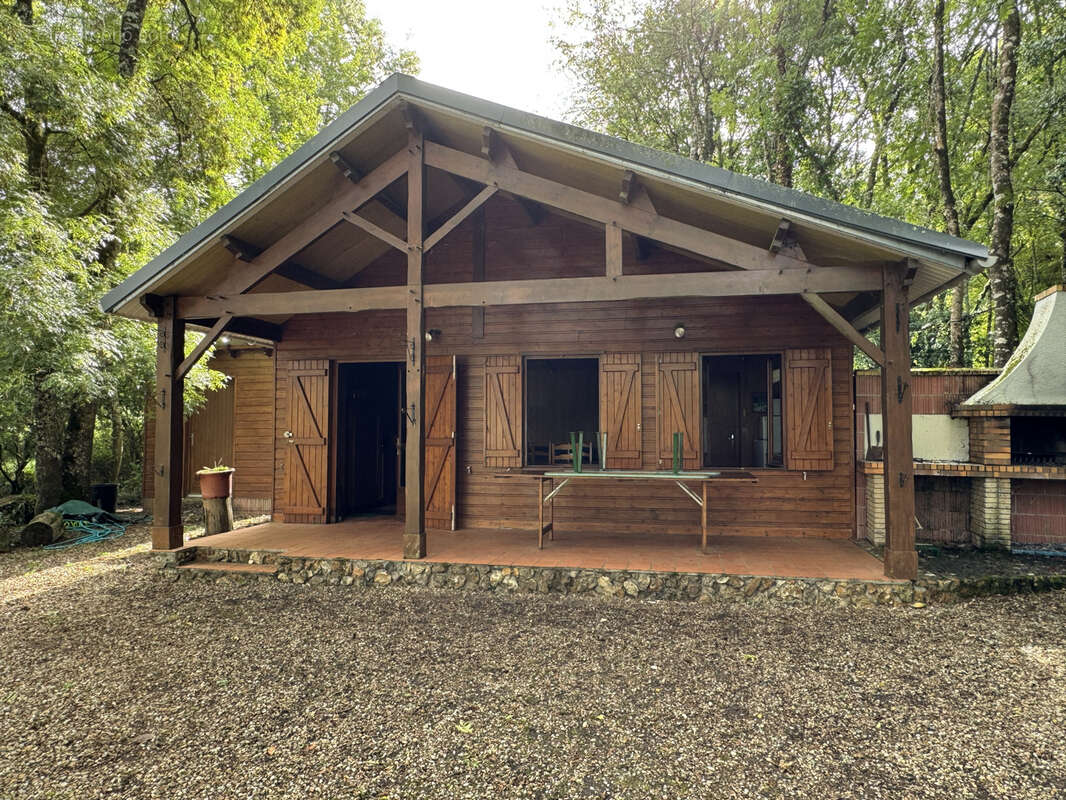 Terrain à CHAPELLE-VIVIERS