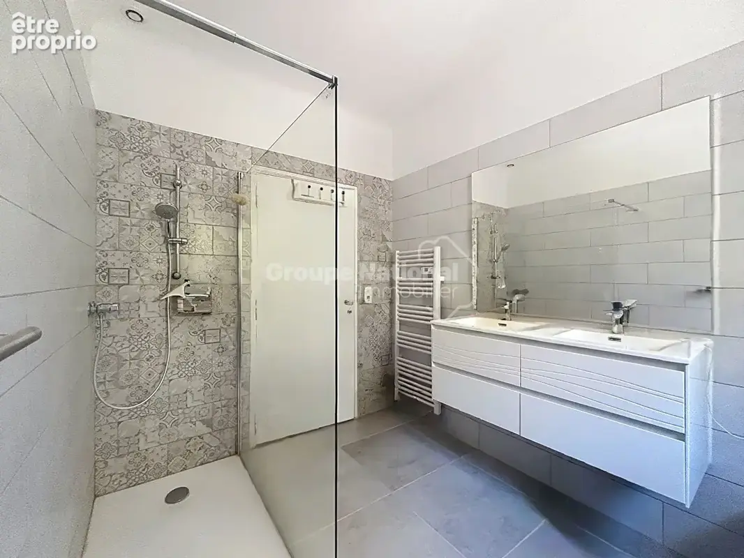 APT - vue panoramique et beaux volumes - photo 11