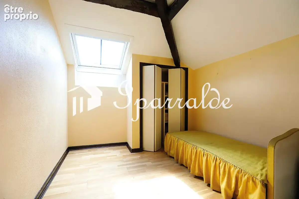 Exclusivité   hendaye centre-ville  117 m2  5 pièces  parking & très grande cave - photo 41
