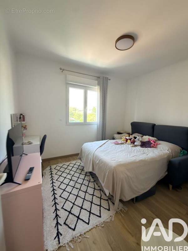 Appartement 88 m² à Aubagne  - photo 8