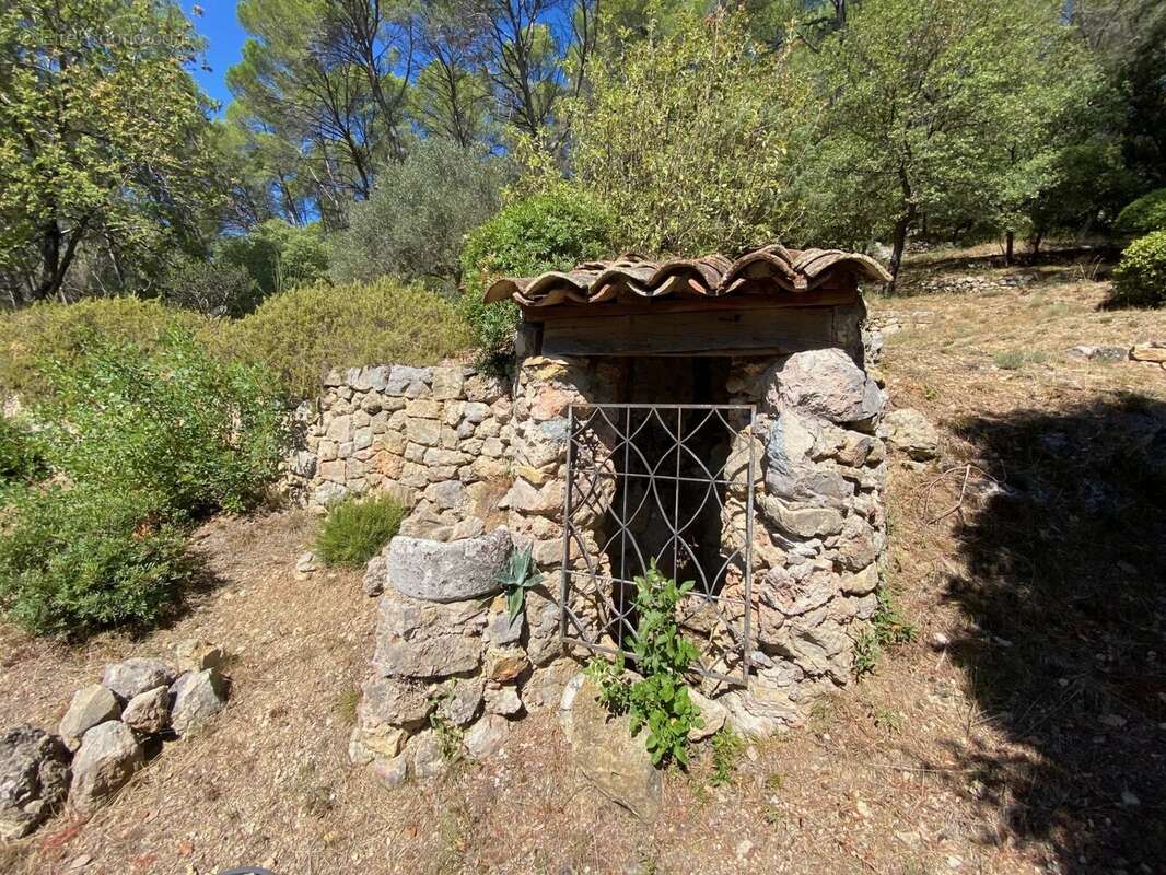 Maison à LORGUES