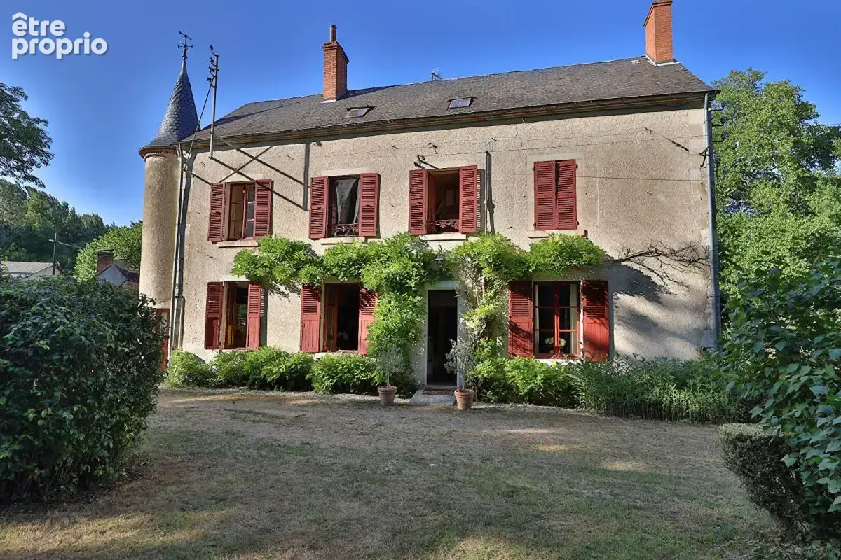 Maison à MEHUN-SUR-YEVRE
