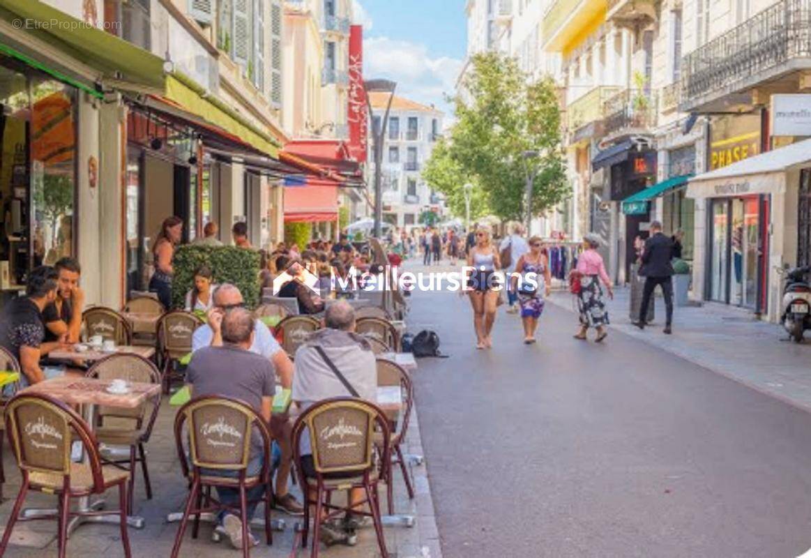 Commerce à CANNES