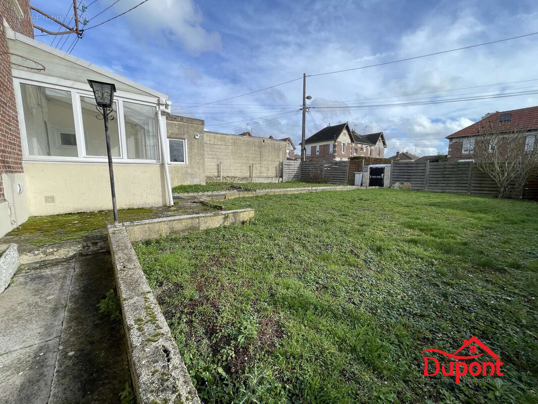 Maison à SAINT-QUENTIN