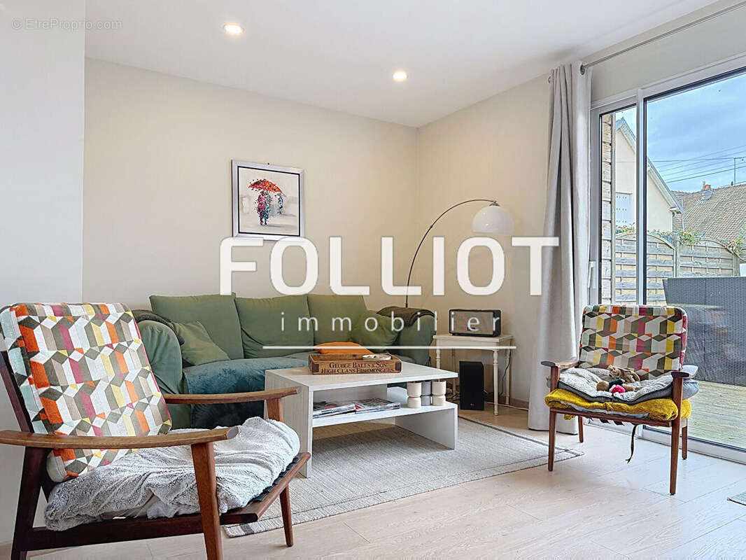 A VENDRE Maison de plain-pied 48 m² Centre Coutainville - photo 2