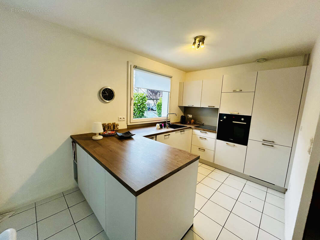 Maison à VILLE-LA-GRAND