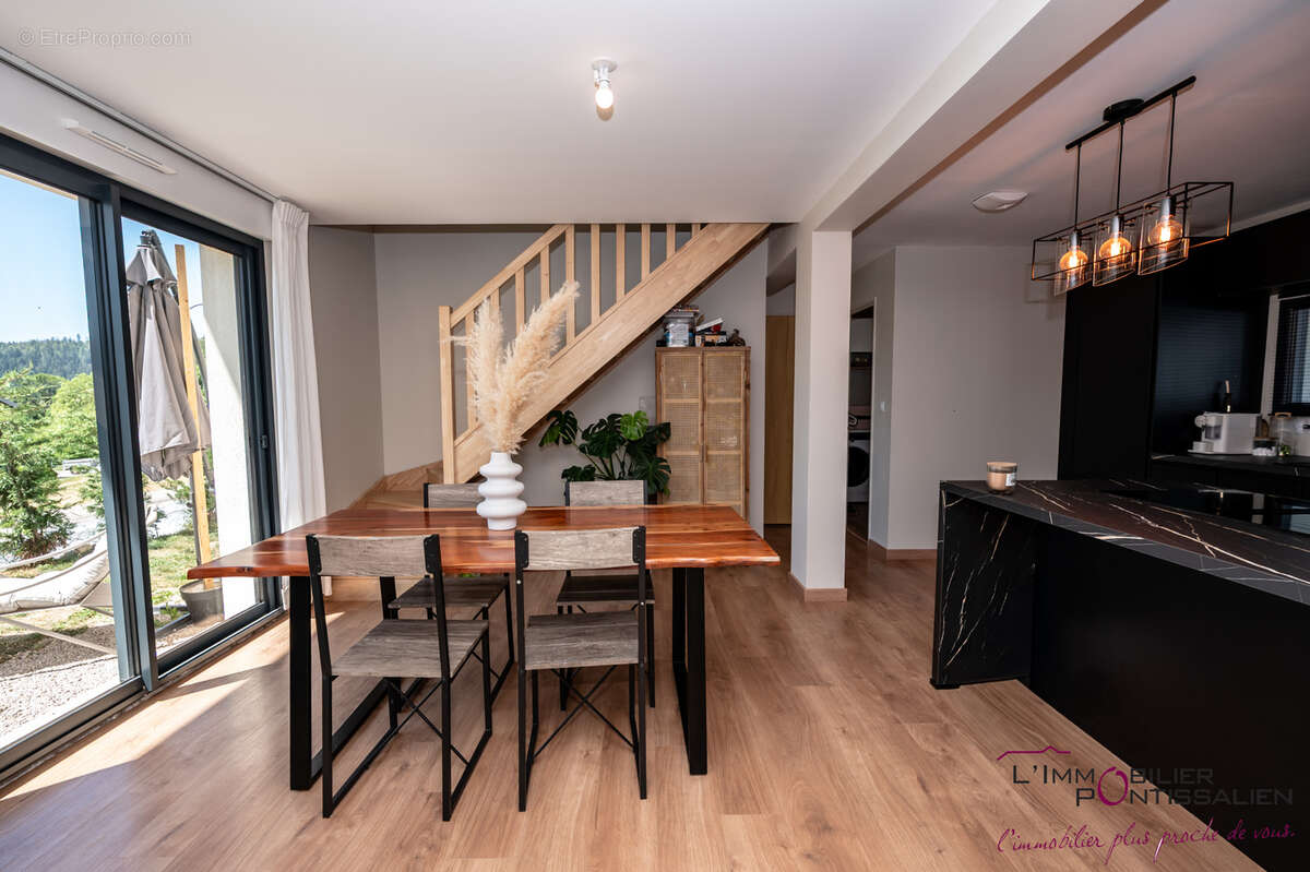 Maison 110 m2 de 2023 - Au coeur de LABERGEMENT SAINTE MARIE - photo 10