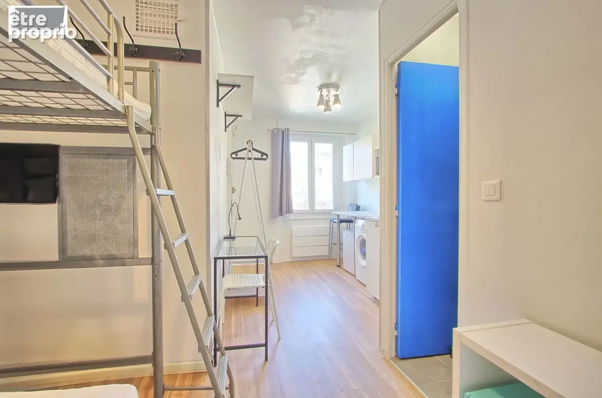 TOULON, Centre-Ville, studio de 15.5m2 en parfait état et idéalement placé - photo 5