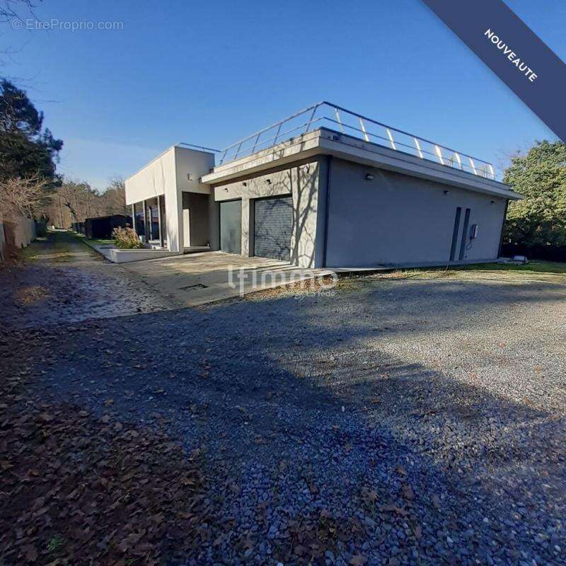 Maison à LE PIAN-MEDOC