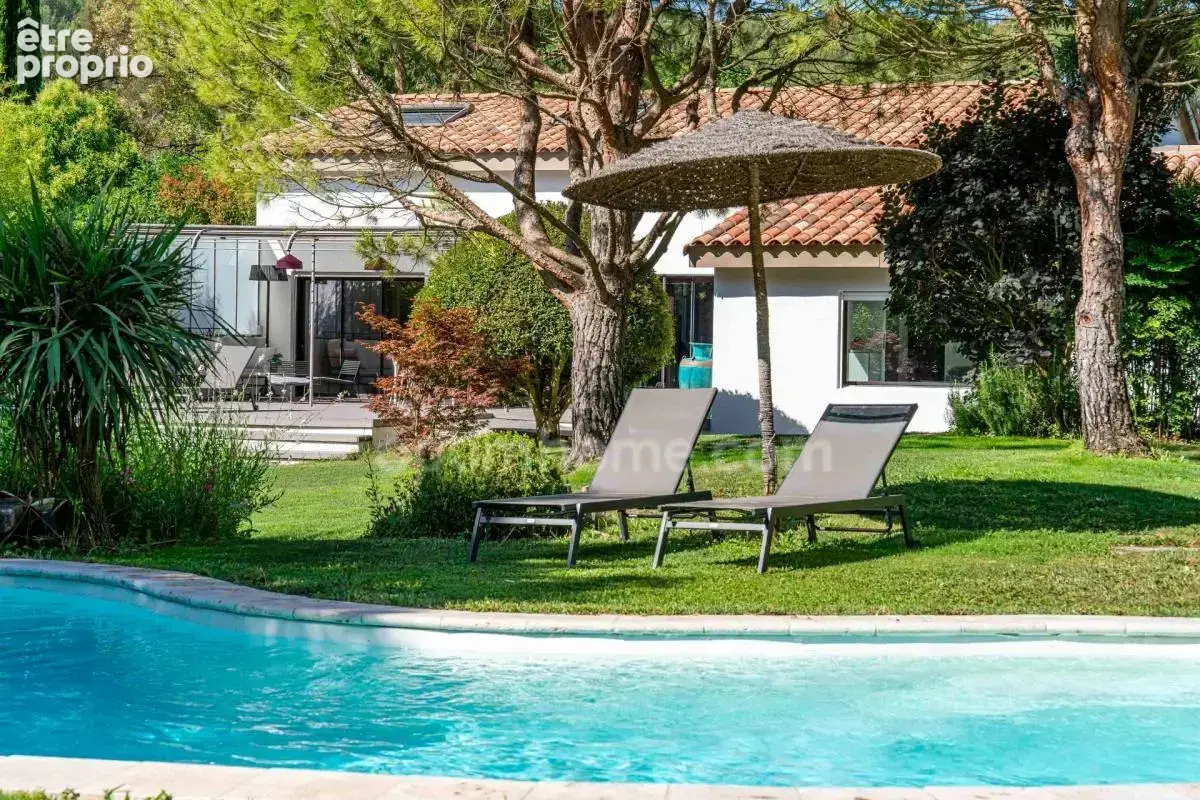 Maison à vendre 7 pièces CABRIES (13) sans vis-à-vis, proche Aix-en-Provence - photo 4