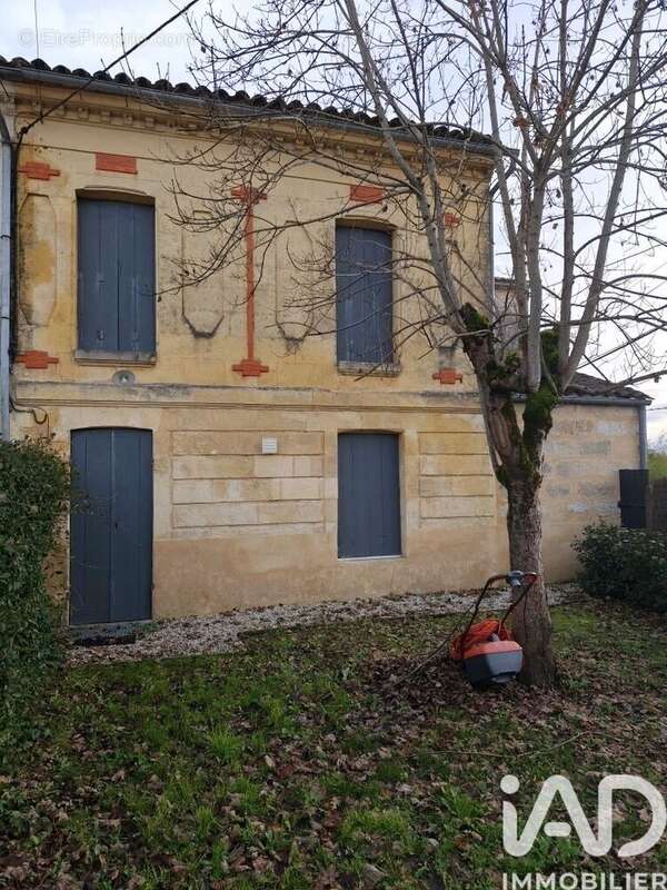 Maison 60 m² à Saint-Emilion  - photo 2