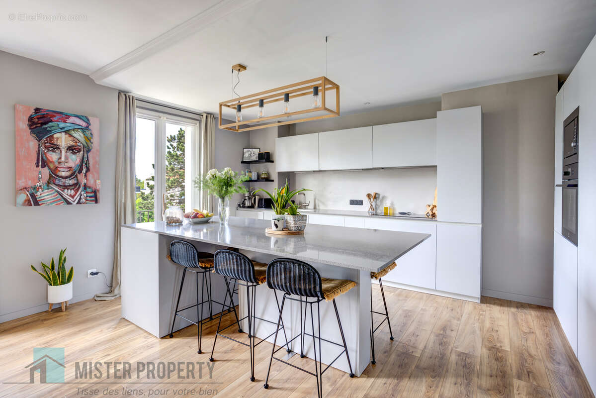 Appartement à RUEIL-MALMAISON